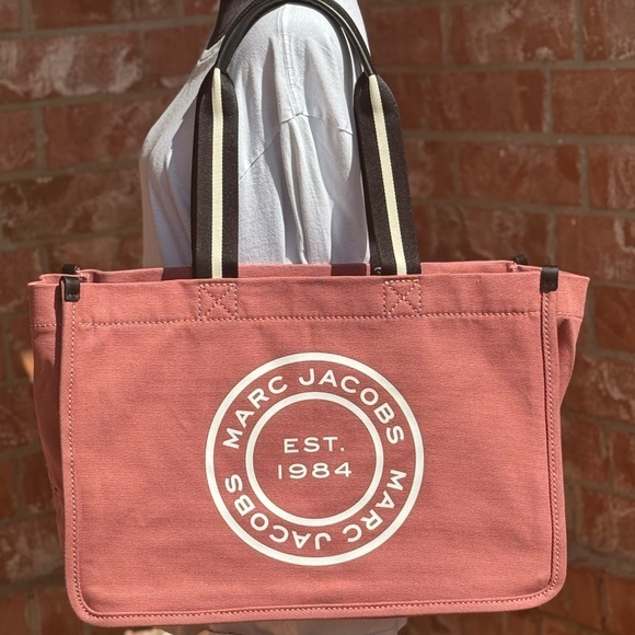 Limited!! Marc Jacobs Dusty Rose large tote bag - Picture 1 of 9